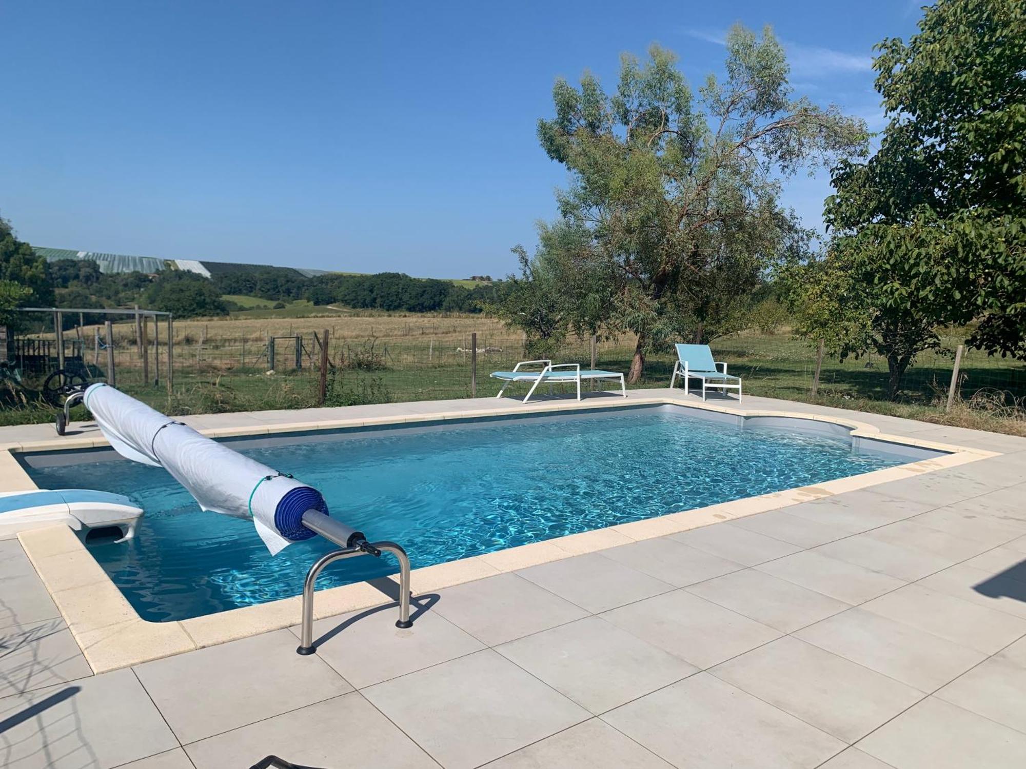 Dans Maison En Pierre A La Campagne Bazens